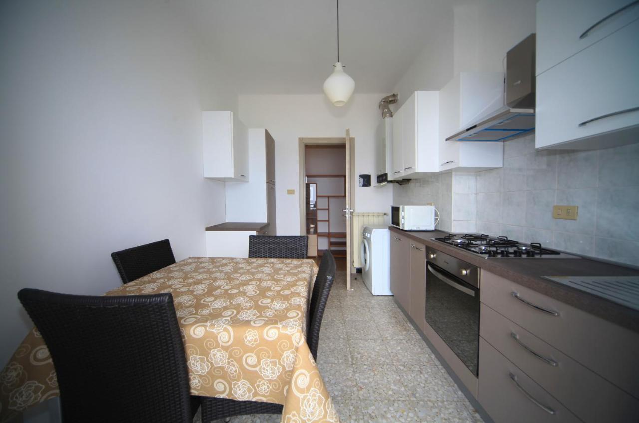 Appartamento Frontemare Marina dʼMarina dʼAndora 外观 照片