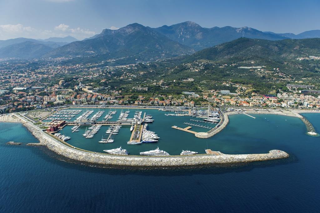 Appartamento Frontemare Marina dʼMarina dʼAndora 外观 照片